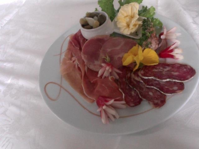 L'Auberge Chez Leon Le Chambon-sur-Lignon Zewnętrze zdjęcie