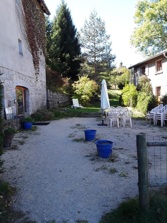 L'Auberge Chez Leon Le Chambon-sur-Lignon Zewnętrze zdjęcie